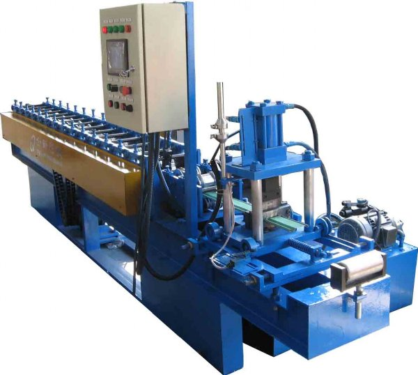 Shutter door slat forming machine